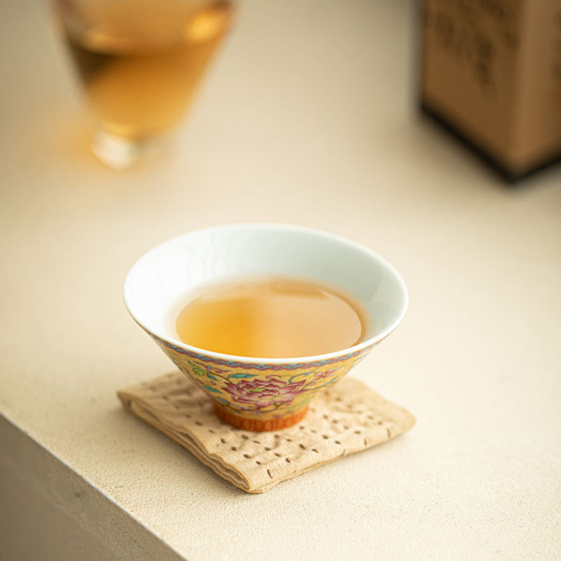 Authentic Jingdezhen Imperial Palace Enamel Conical Hat Ceramic Master Teacup - 65ml Gongfu Cup