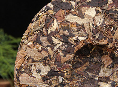 Yunnan aged white tea Gongmei 357g compressed cake product view