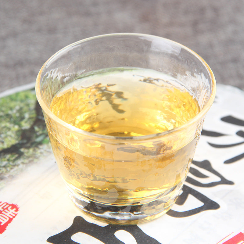 Bingdao Ancient-Tree Raw Pu-erh golden tea liquor 冰岛古树生普 茶汤