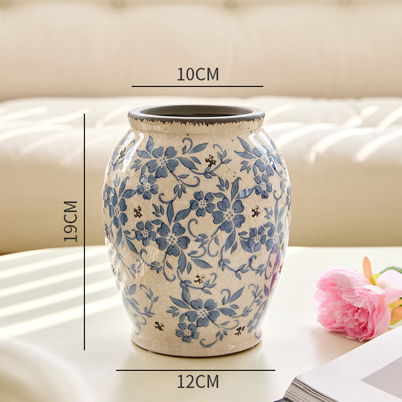 Classic blue and white floral ceramic vase, 19 cm high