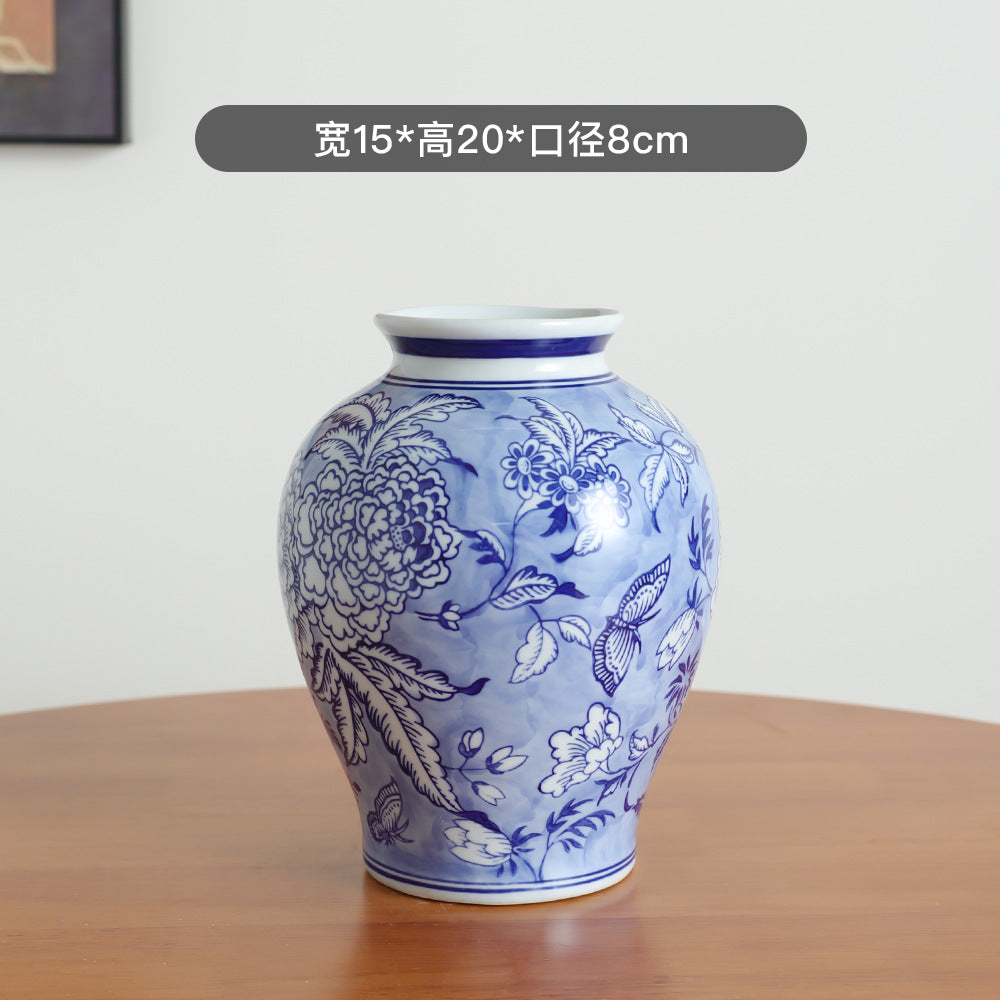 Blue and white floral baluster vase, 15 cm wide and 20 cm high