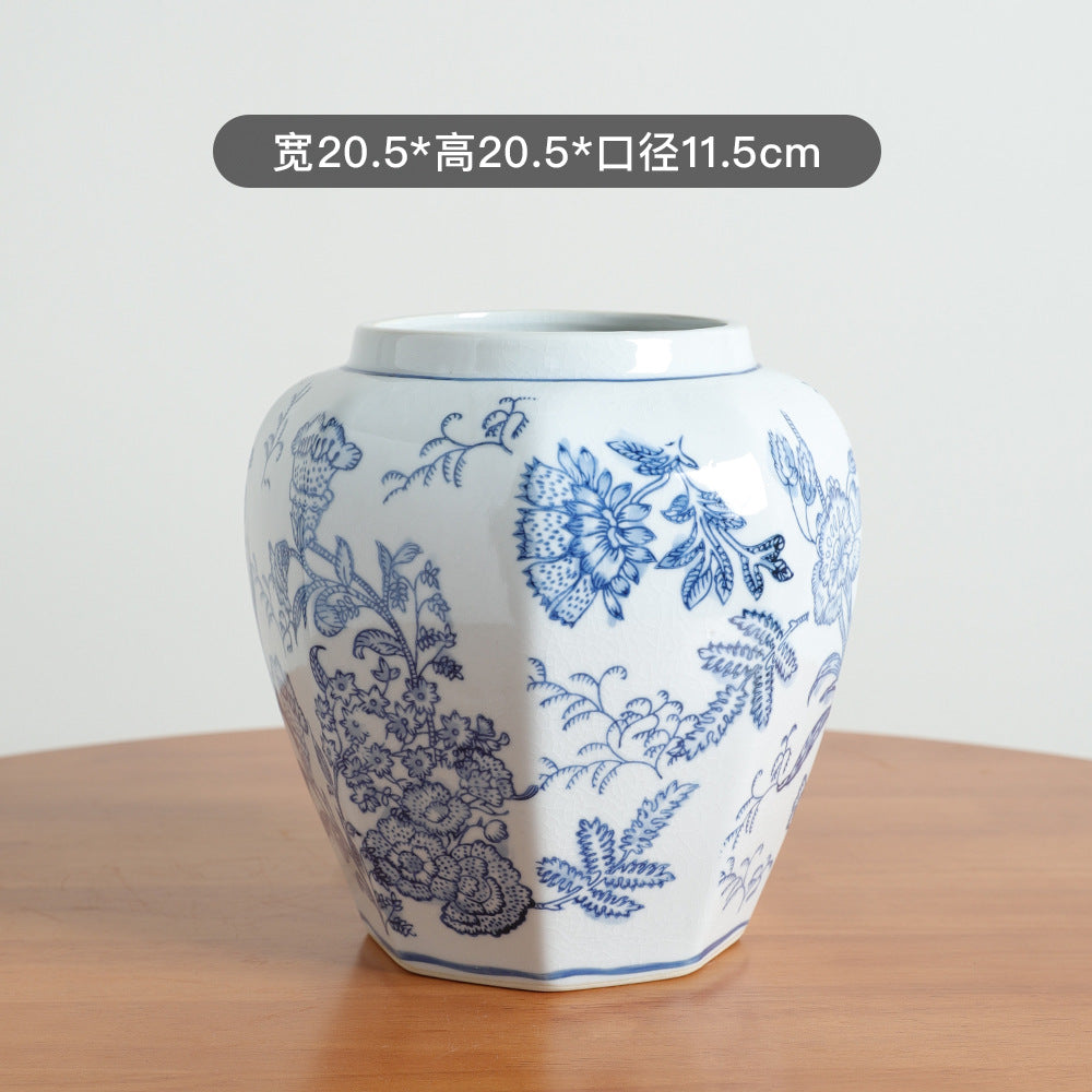 Blue and white wide-mouth peony jar, 20.5 cm wide and 20.5 cm high