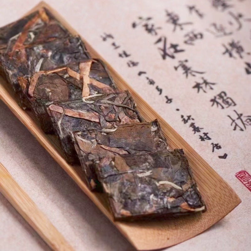 Compressed aged white tea and dried tangerine peel mini brick