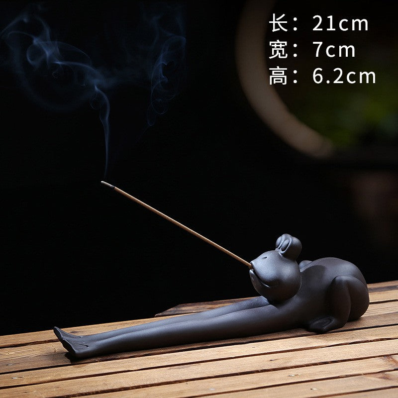 Playful cat incense stick holder with long ash-catching tray, 21 cm style