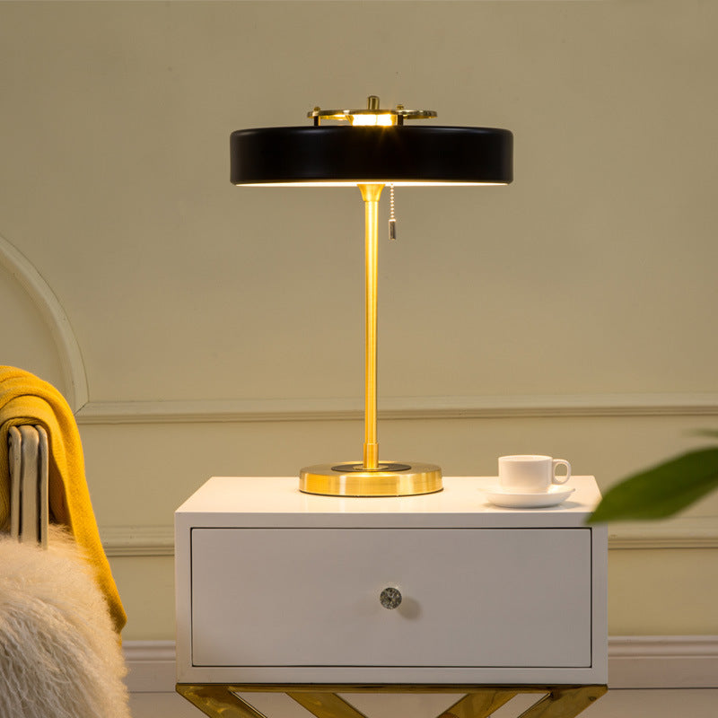 Regent brass drum shade table lamp 3