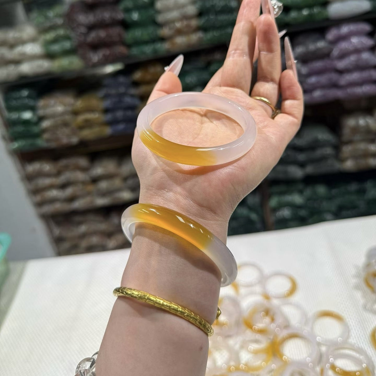 Natural agate chalcedony candy gradient solid stone bangle