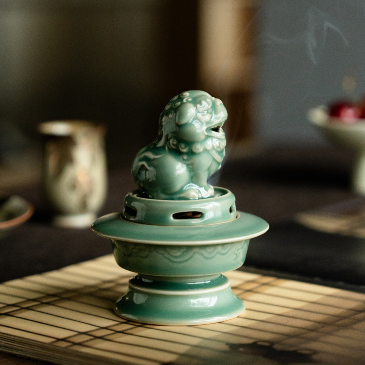 Celadon-style ceramic Suanni mythical lion incense burner for Chinese tea table decor