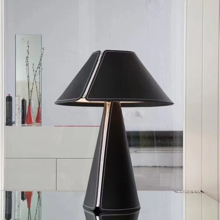 Maison Fold leather cone table lamp 4