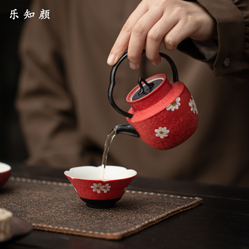 Traditional Chinese lotus tea cup decorative view