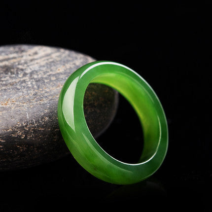 Biyu nephrite ring close-up showing natural green tonal depth