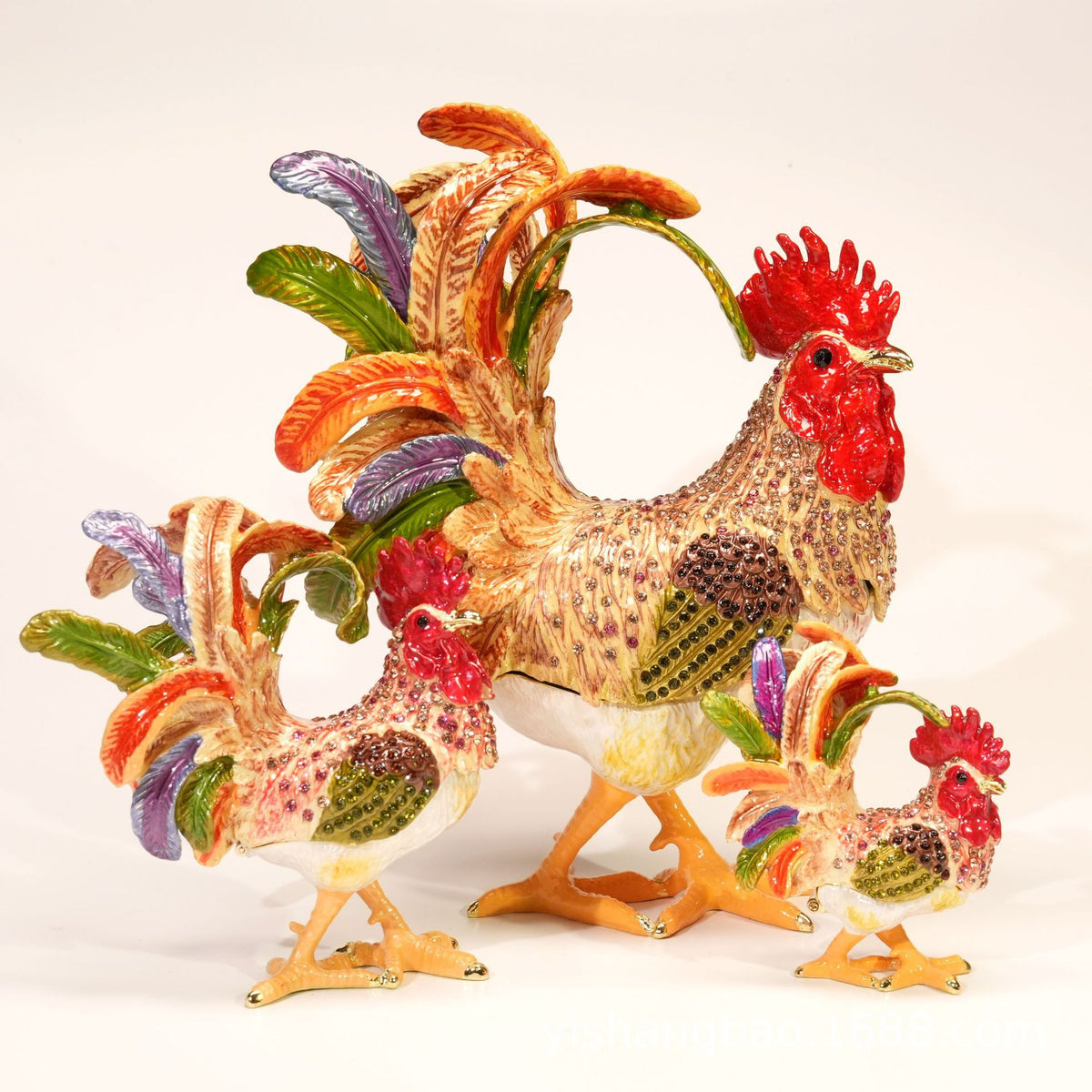 Luxury rooster figurine with rhinestone details