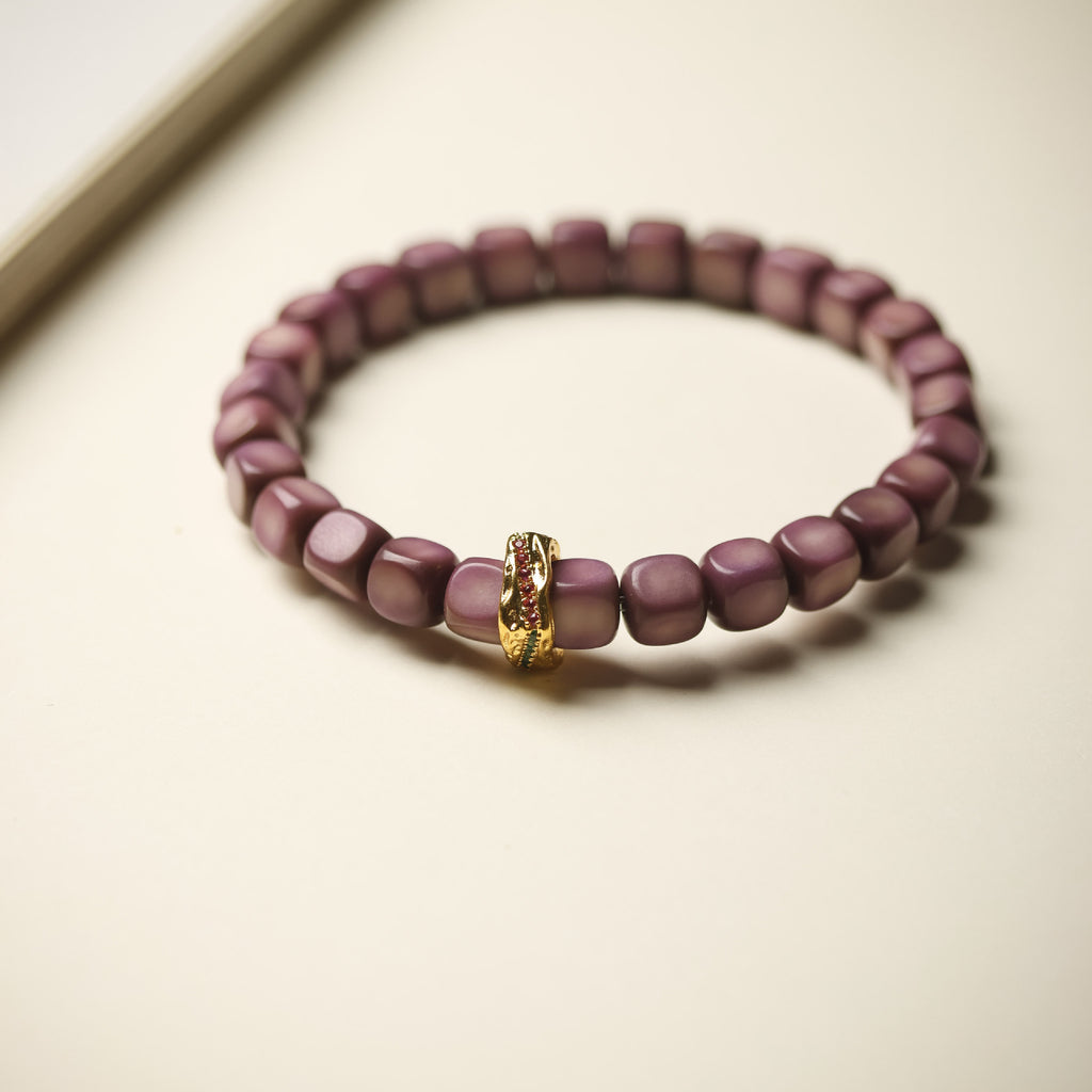 Purple Longji Bodhi candy-cube bracelet with gold-tone clasp accent