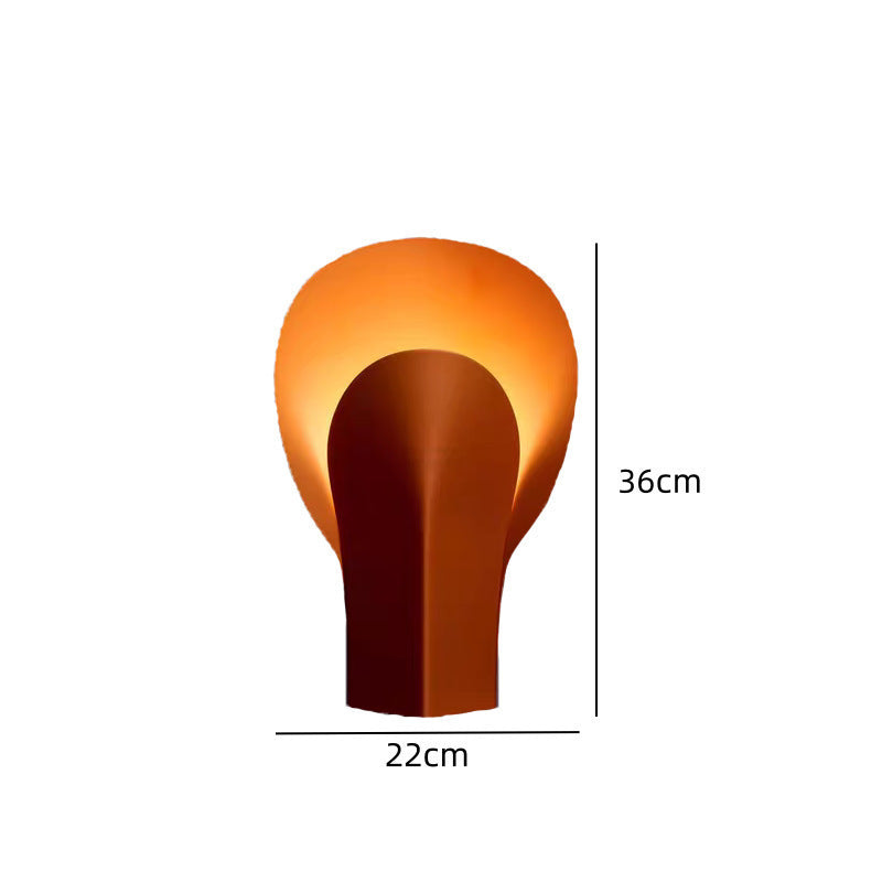 Petal Glow sculptural metal table lamp 2