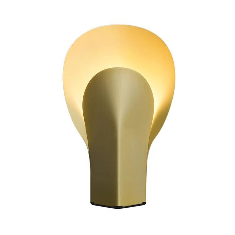 Petal Glow sculptural metal table lamp 4