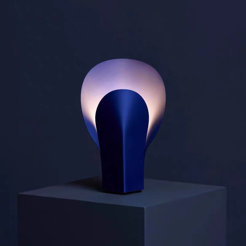 Petal Glow sculptural metal table lamp 7