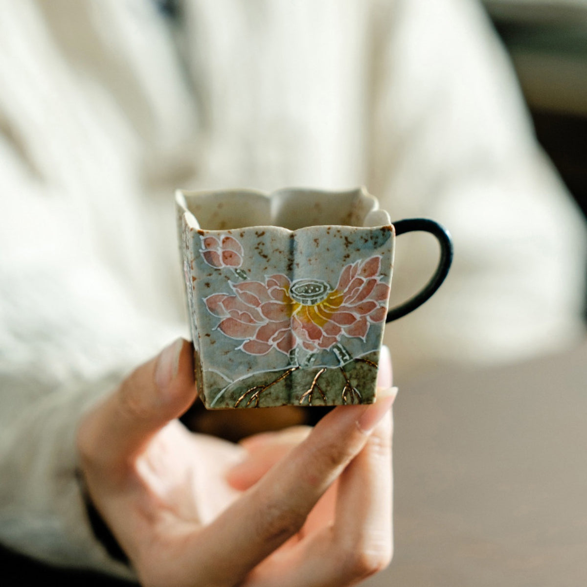 Hand-held 90ml square ceramic tea mug with hand-painted pink lotus design