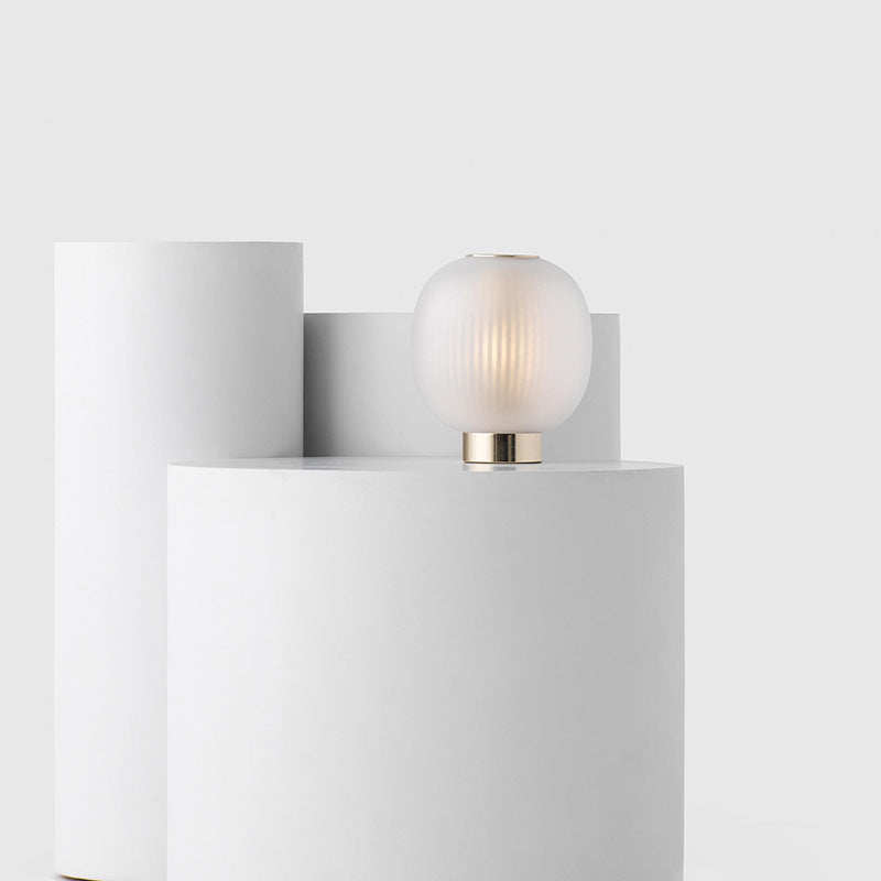 Soft Orbit ribbed glass table lamp 2