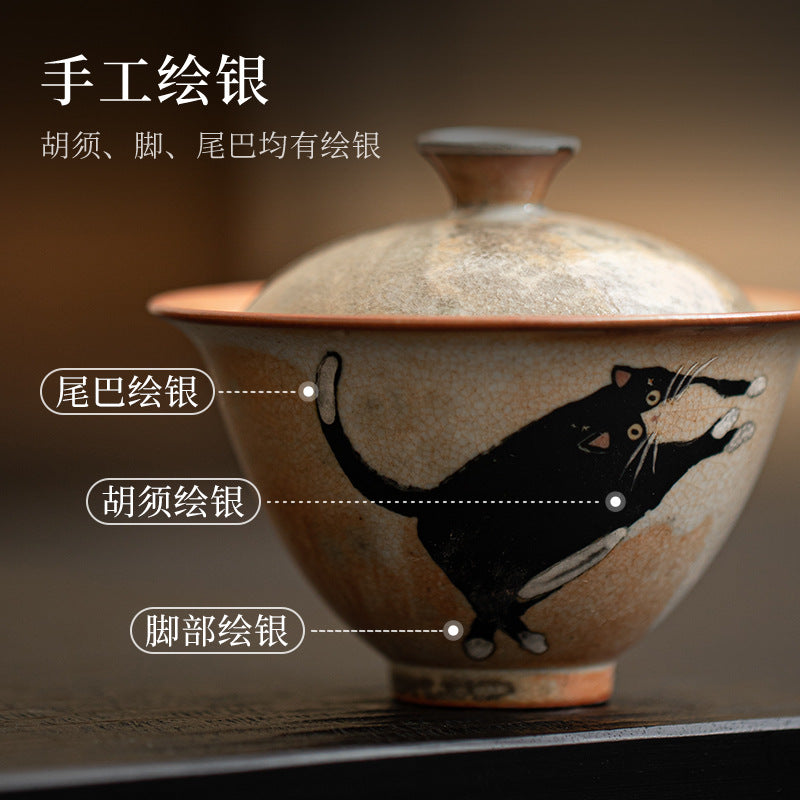 Dehua ceramic Shino cat lidded tea bowl with warm rustic kiln-change finish