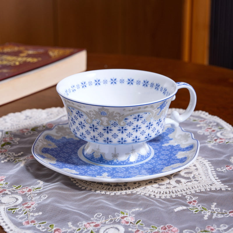 Pink-purple 260ml high bone china coffee cup and saucer with ornate European lattice pattern