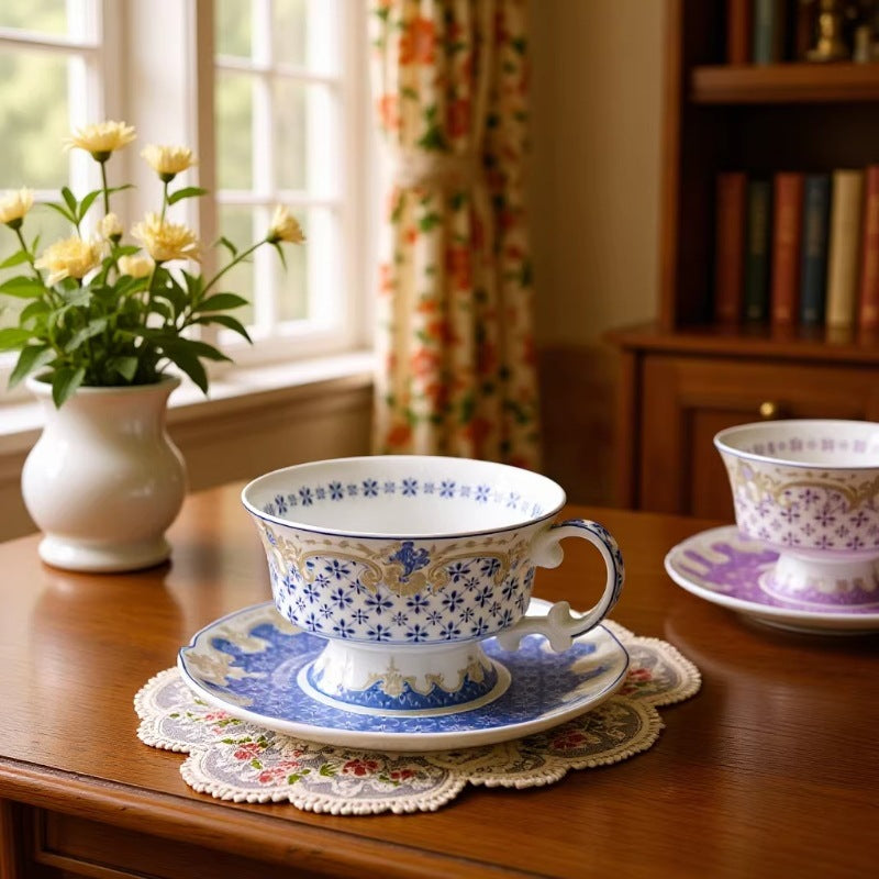 High bone china coffee cup and saucer presentation in blue and pink-purple feather-lattice gift box styles