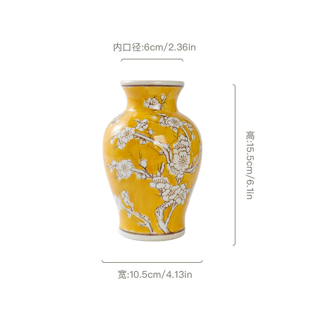Imperial yellow and silver peony mini vase, 10.5 cm wide and 15.5 cm high