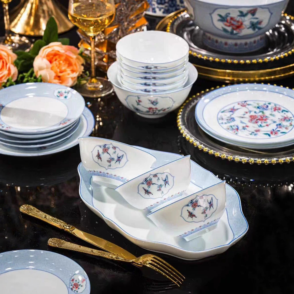 Man Yuan Chun Se floral porcelain dinnerware place setting