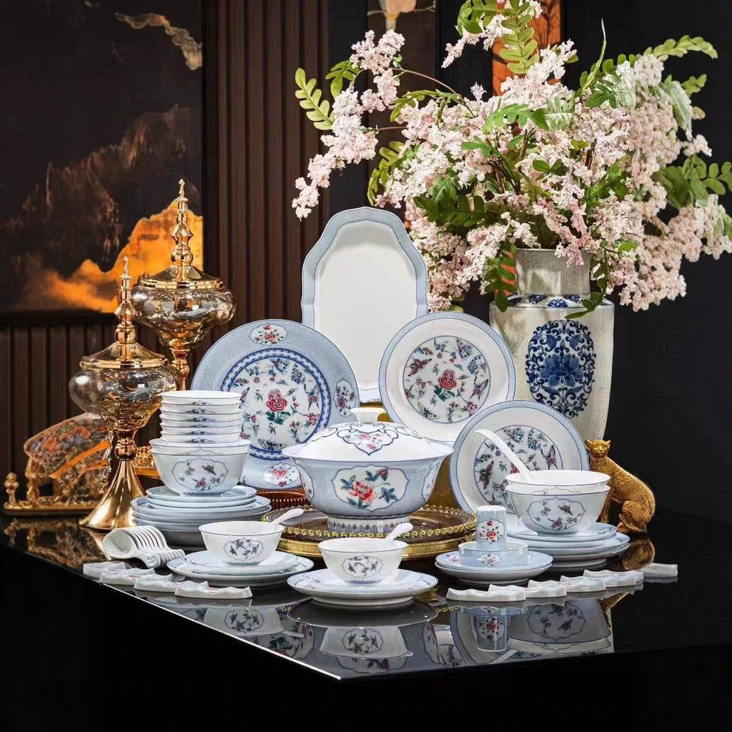 Man Yuan Chun Se floral blue porcelain luxury dinnerware full presentation