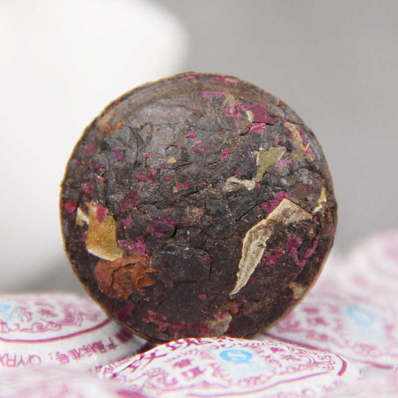 Unwrapped Rose Ripe Pu-erh mini tuocha with rose petals 玫瑰熟沱 floral puer