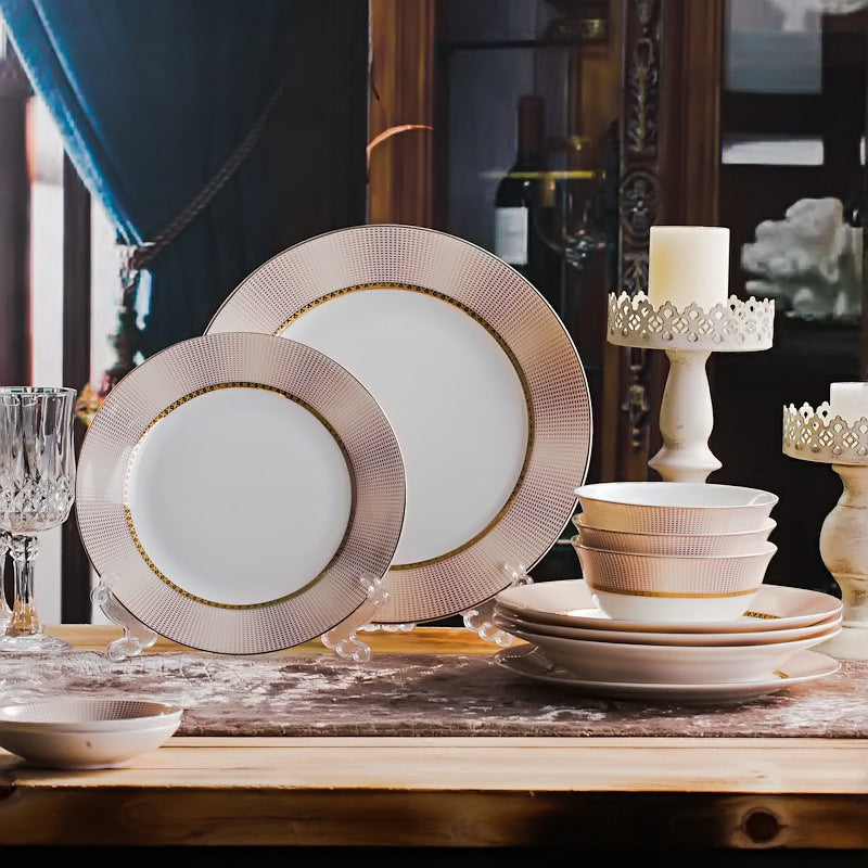 Mingyue Xingxi blush pink and white bone china plates and bowls with fine gold-tone edging