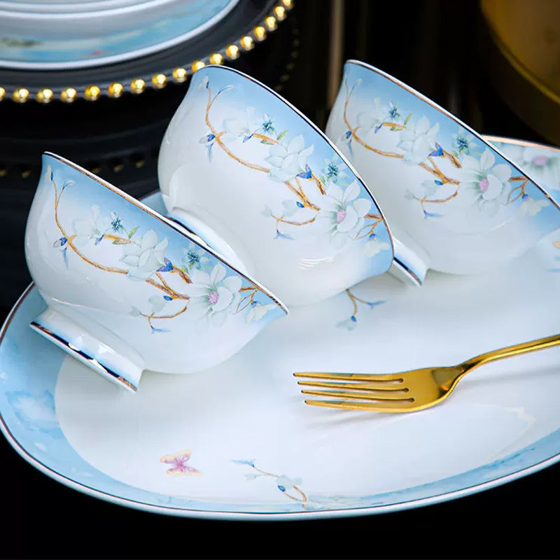Qingmeng blue floral bone china bowls with coordinated pale blue dinner plate