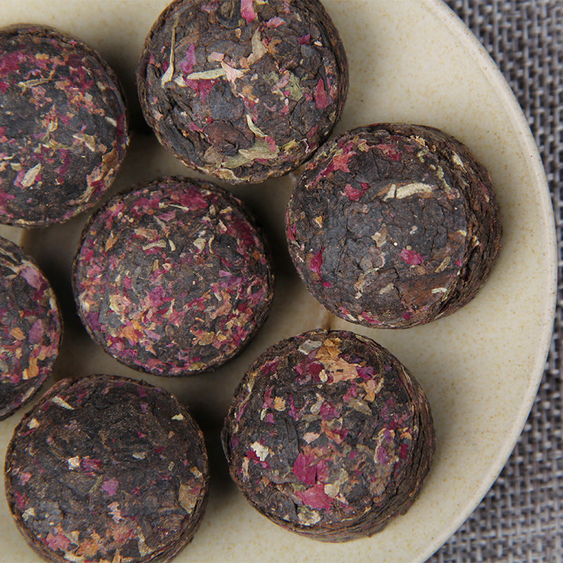 Unwrapped Rose Ripe Pu-erh Mini Tuocha with rose petals 玫瑰熟普小沱
