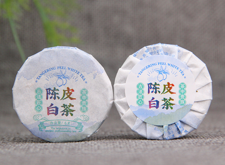 Tangerine peel white tea mini cakes gift presentation