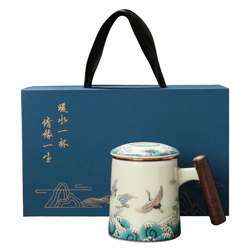 Immortal Crane Porcelain Tea Infuser Mug with Lid - 380ml