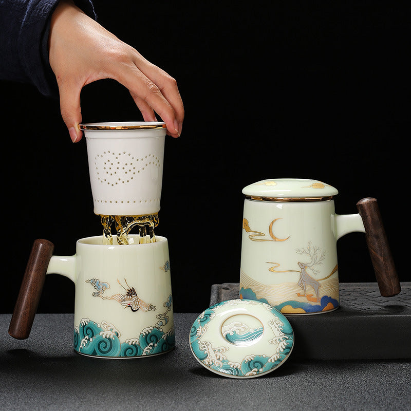 Immortal Crane Porcelain Tea Infuser Mug with Lid - 380ml
