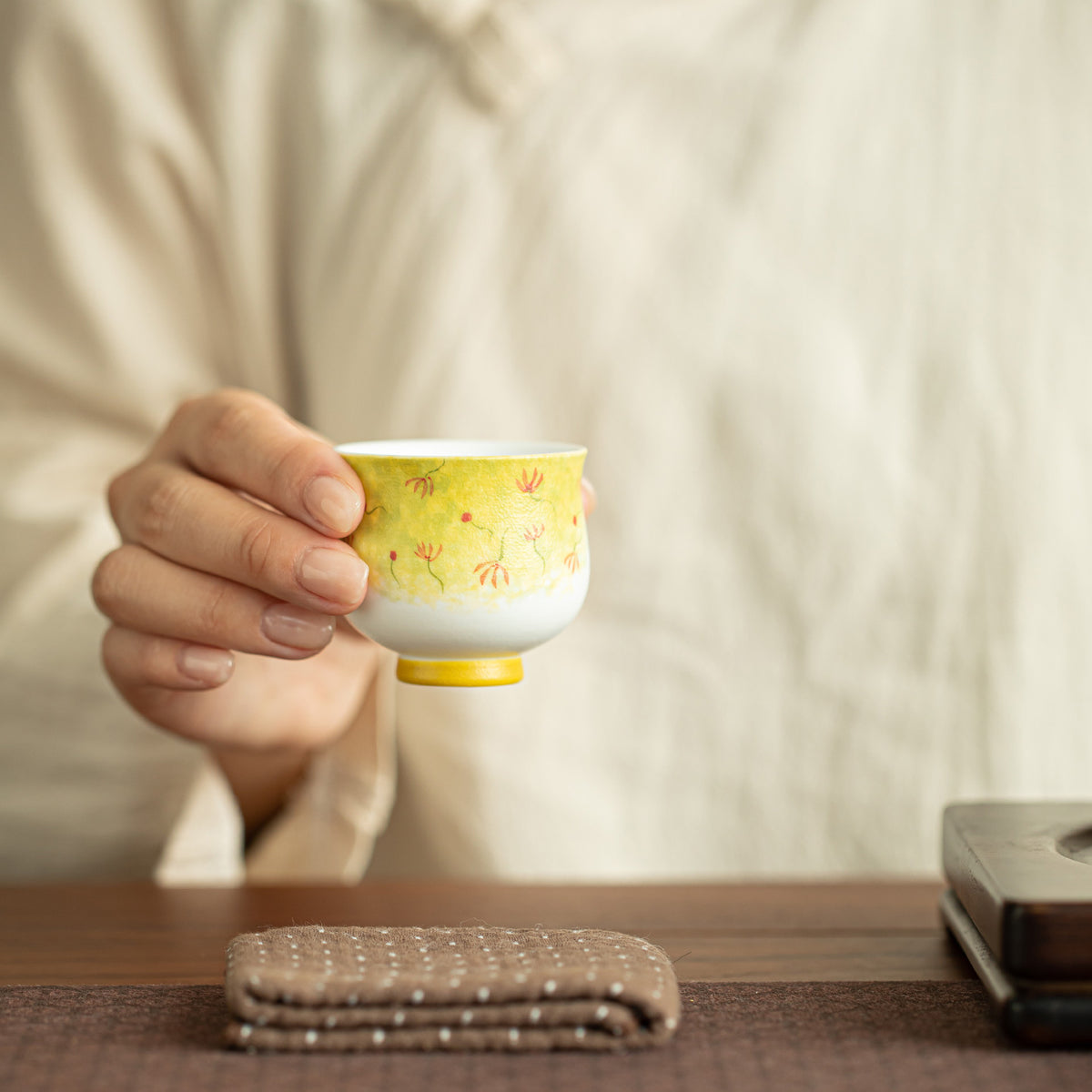 Authentic Rock Mineral White Tulip Yuanrong Anti-Scald Master Teacup - 85ml Gongfu Cup