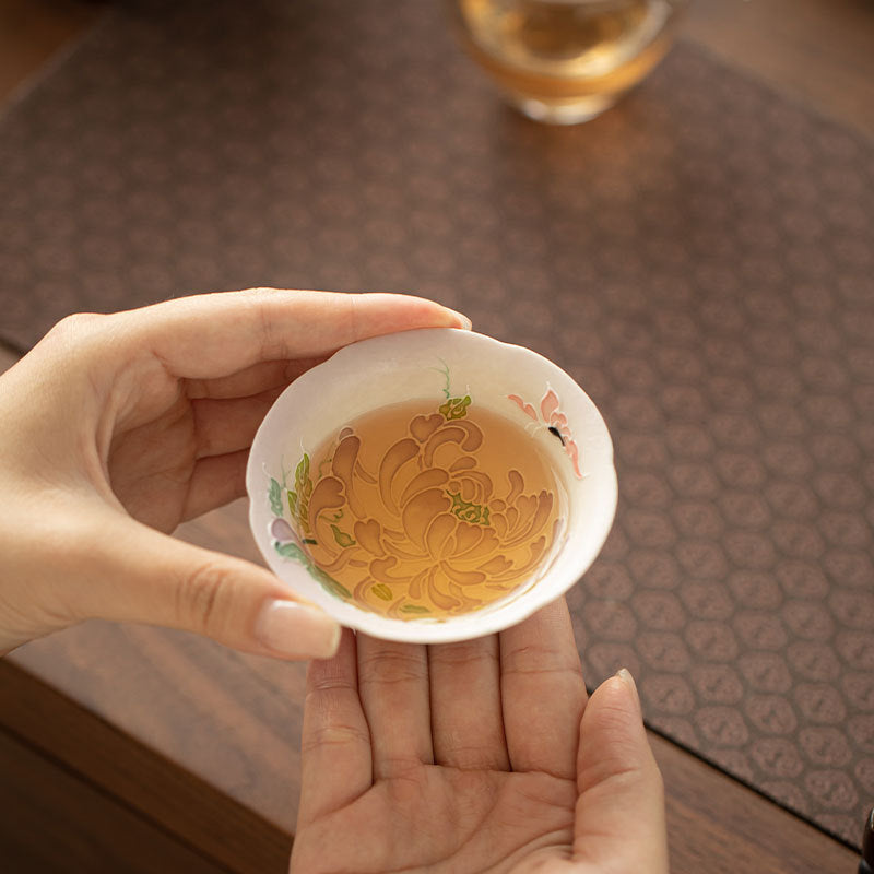 Authentic Rock Mineral White Chrysanthemum Butterfly Ripple Master Teacup - 80ml Gongfu Cup