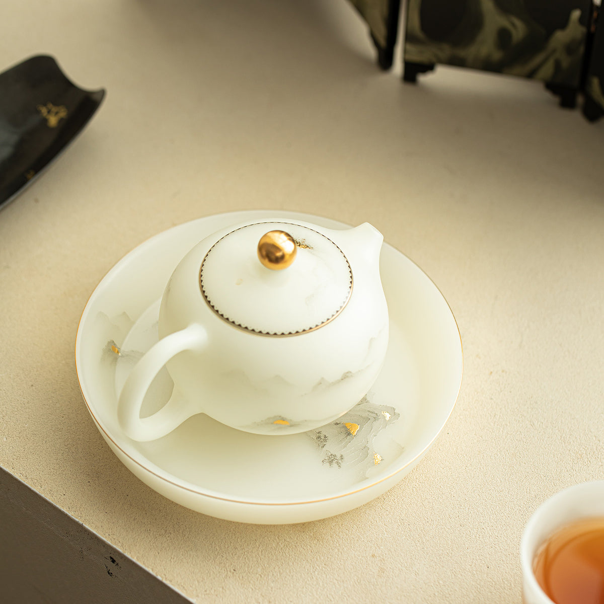 Authentic Ice-Glazed Biscuit 24K Gilded Mountain Xishi Ceramic Teapot - 175ml Gongfu Pot