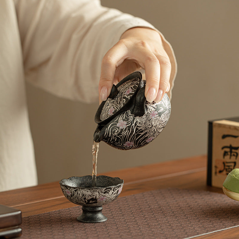 Authentic Black Pearl Old Rock Clay Nine-Tailed Fox Hand-Grip Teapot - 170ml Gongfu Pot