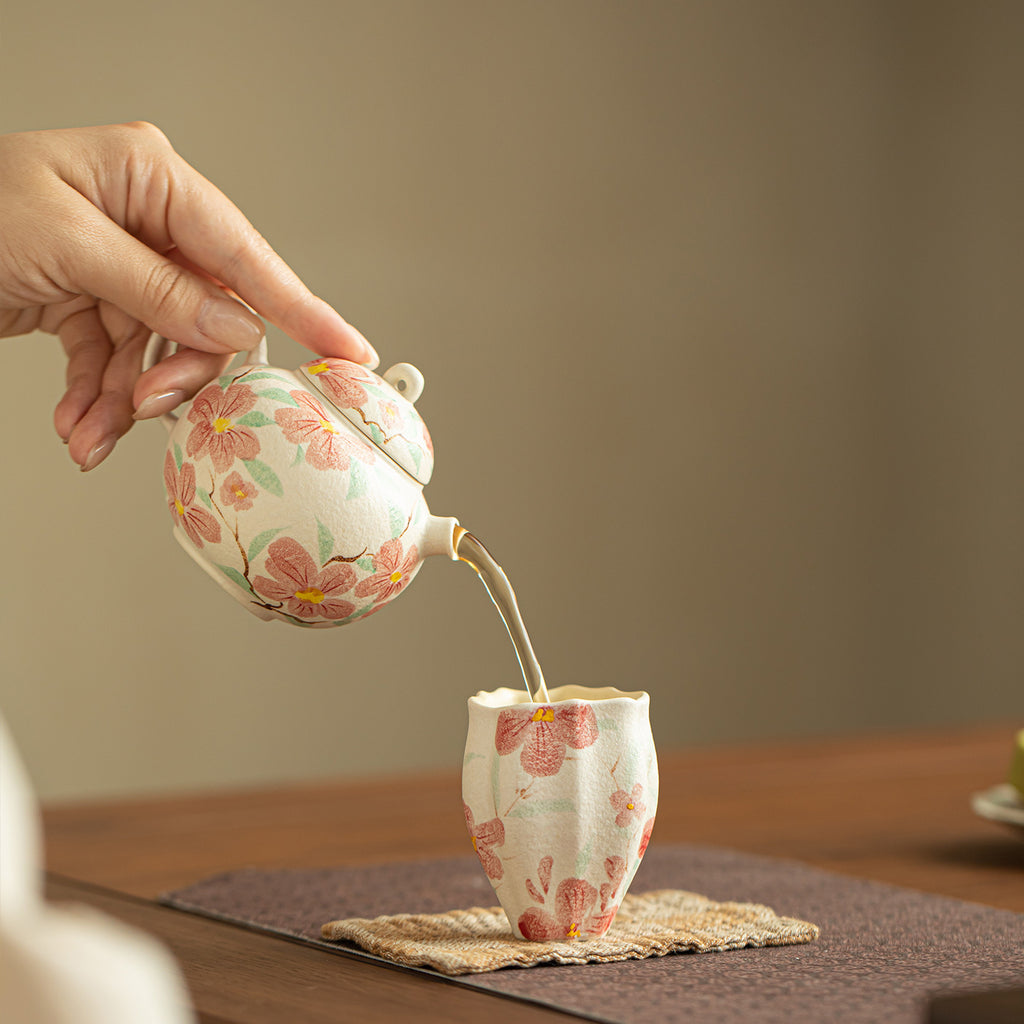 Authentic Rock Mineral White Hand-Painted Camellia Short-Spout Round Teapot - 180ml Gongfu Pot