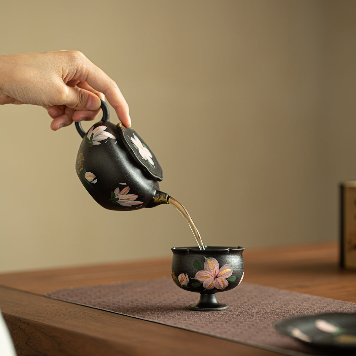 Authentic Black Pottery Hand-Painted Ink Lily Gilded Ceramic Teapot - 185ml Gongfu Pot