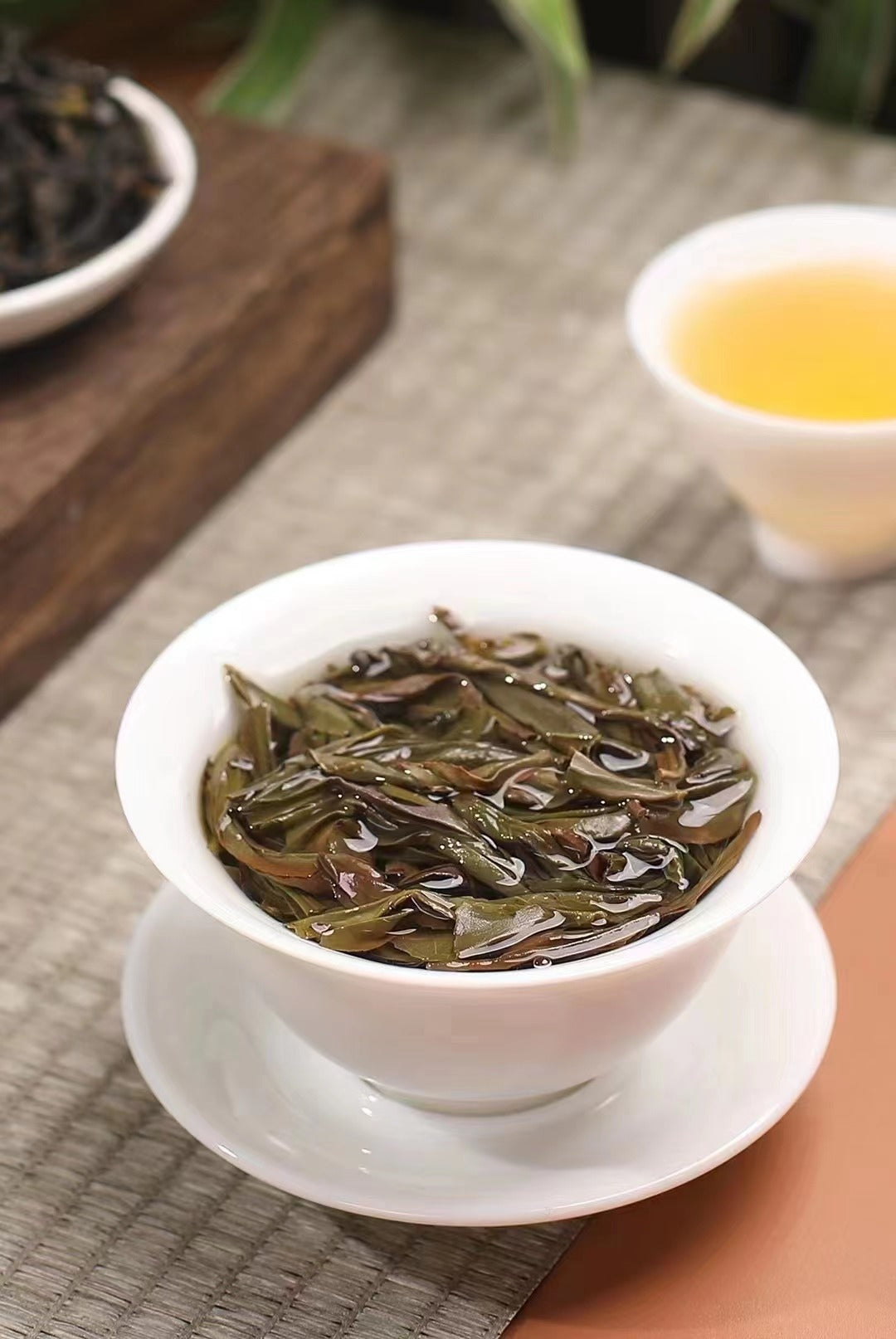 Opened Phoenix Dancong leaves after brewing