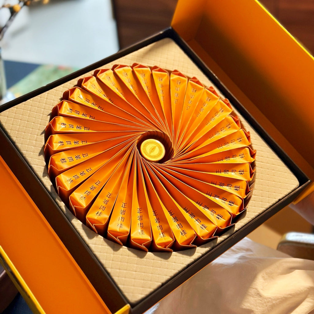 Zhengyan Rou Gui Wuyi rock oolong gift box with radial sachet presentation